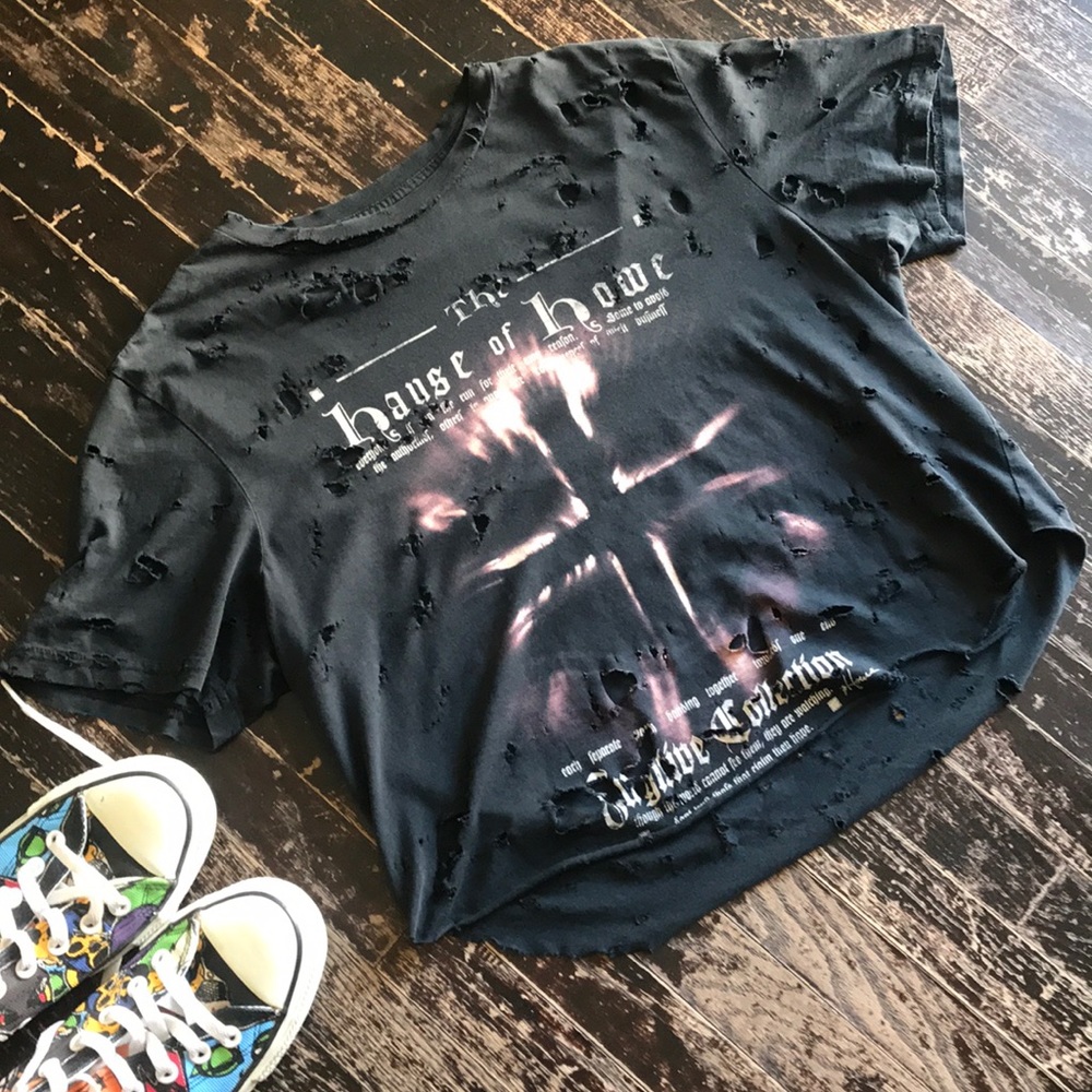 Distressed Tee Sz M
